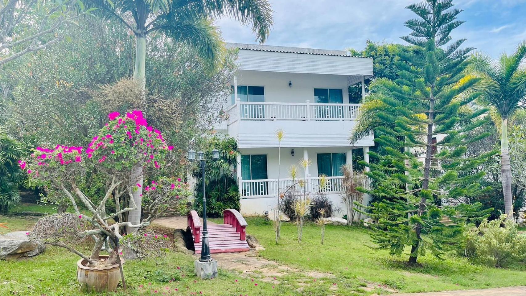 Hotel Baan Ing Khao Pak Chong Exterior foto